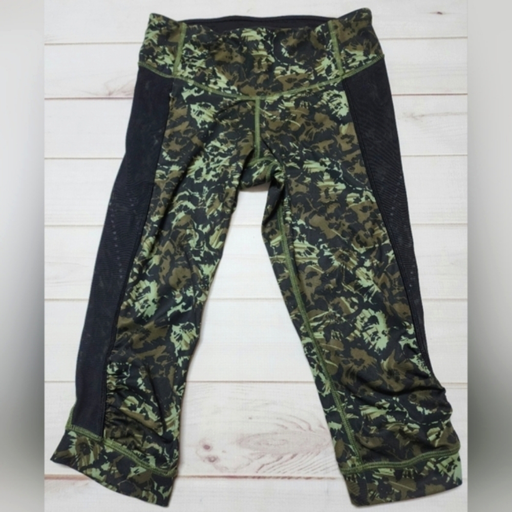 Lululemon Stop At Nothing Crop Full-On Luxtreme Size 4 - Pre-Owned